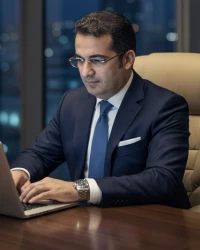 Murat Karakoç Kimdir?