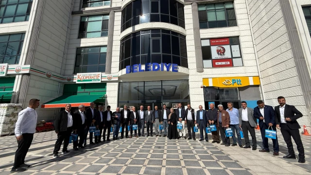 Kale'de 8. Dönemine Giren Muhtar Adil Akdemir'e Plaket! — Fotoğraf 3