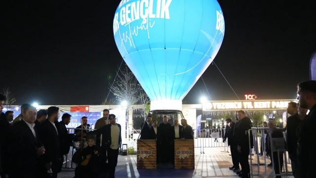 Malatya’da AK Parti Gençlik Festivali’ne Yoğun Katılım! — Fotoğraf 1