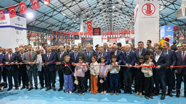 Malatya’da Kitap Şöleni Başladı! 300 Yayınevi Katıldı!