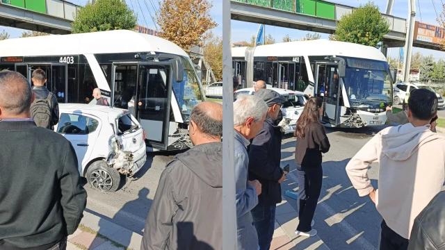 Malatya’da Trambüs İle Otomobil Çarpıştı: 5 Yaralı!