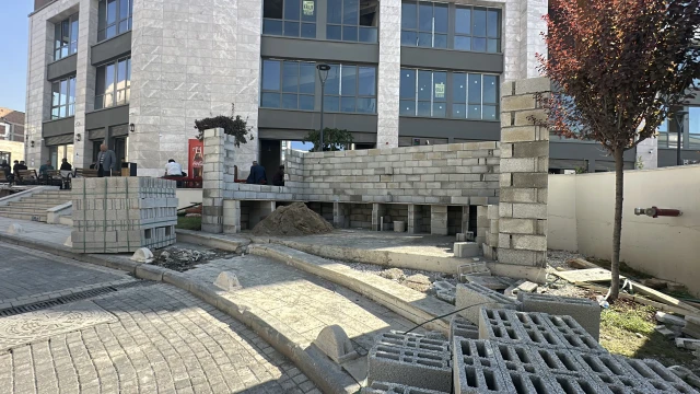Malatya'da Yeni Çarşıya Yapılan Muhtarlık Yeri Yıktırıldı! — Fotoğraf 3