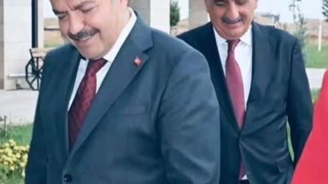 Rektör Recep Bentli Yine Akraba Torpili İle Ülke Gündeminde — Fotoğraf 1