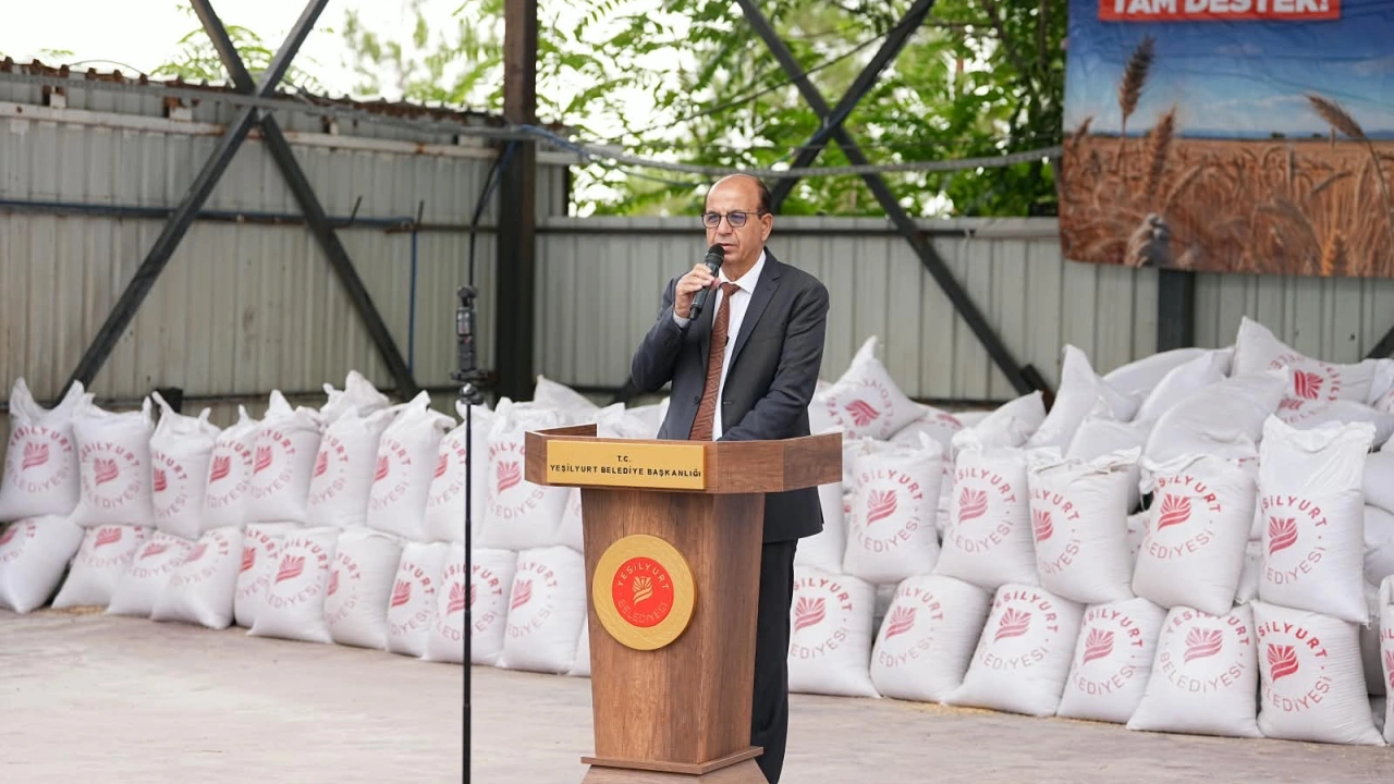 Yeşilyurt Belediyesi Çiftçilerin Yanında Olmayı Sürdürüyor