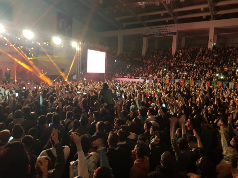 Malatya Emre Aydın Konseri Coşturdu