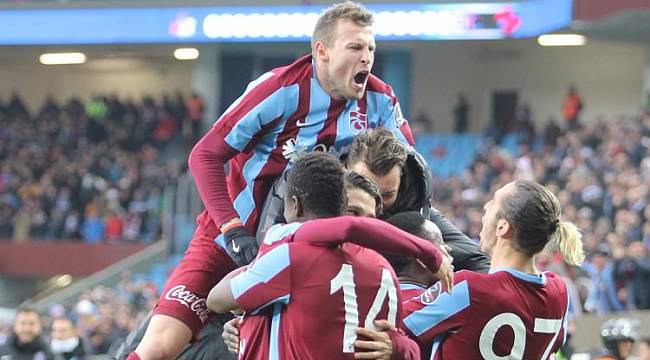 Karadeniz Fırtınası Trabzonspor Esmeye Devam Ediyor