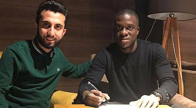 Yeni Malatyaspor Ayite'yi Transfer Etti