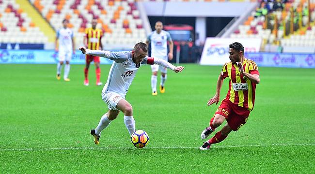 Yeni Malatyaspor Başakşehir'e boyun eğdi