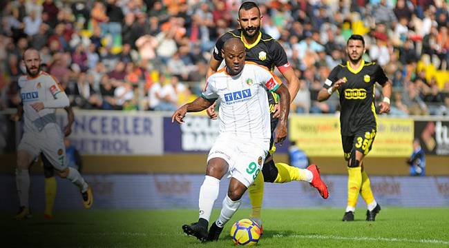 Yeni Malatyaspor Hala Bir Takım Olamadı