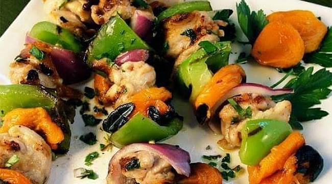 Malatya'da Bir İlk Kayısı Kebabı Çıktı