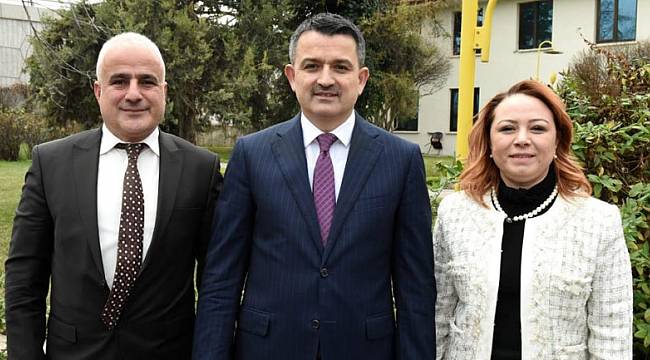 Kayısı ve Tarım Projeleri Bakana Sunuldu