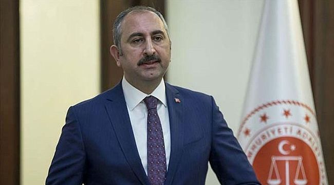 Adalet Bakanı Abdulhamit Gül İstifa Etti