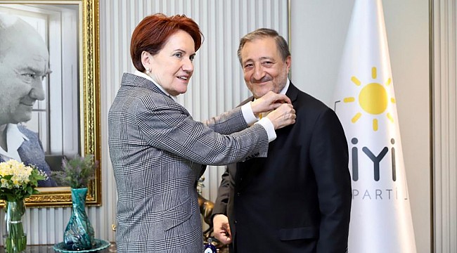 Hikmet Tanrıverdi İYİ Parti'ye Katıldı!