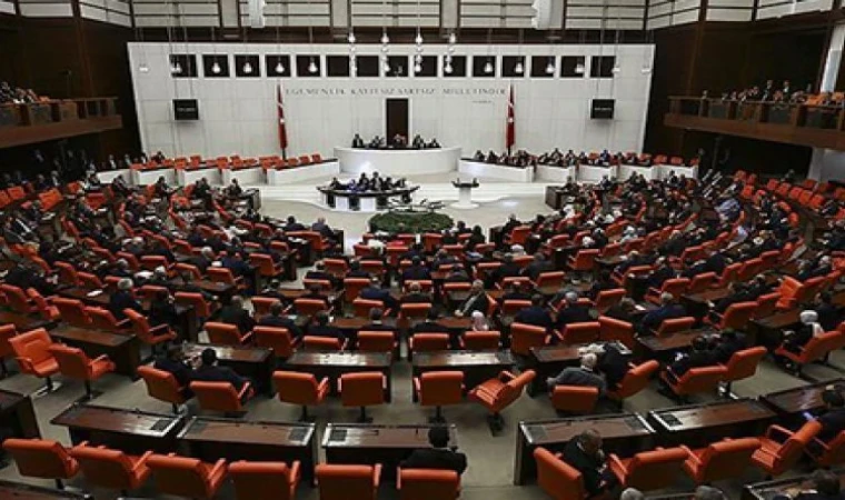 Milyonların beklediği EYT Meclis’ten geçti...