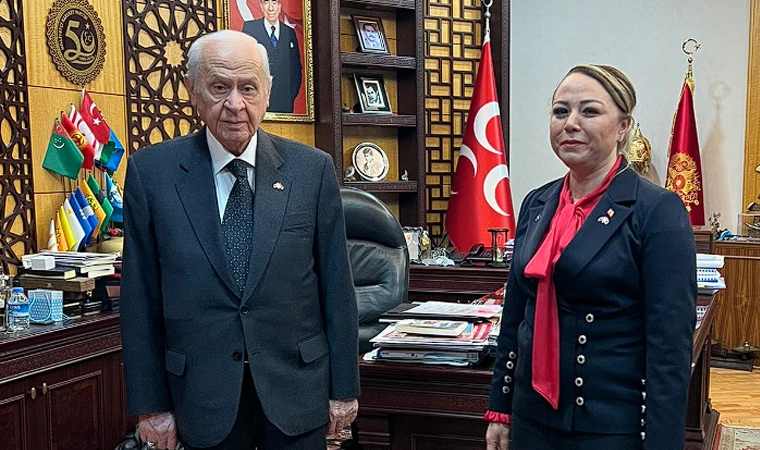 Prof. Dr. Aysun Bay Karabulut MHP'den Aday Adayı Oldu!