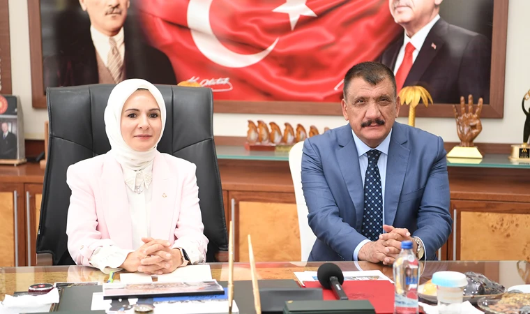Bakan Göktaş; Malatya'nın Çalışmalarını Takdirle Gözlemledim