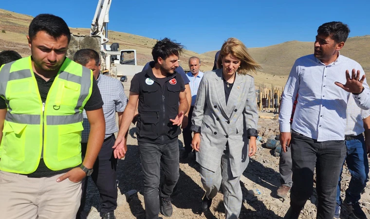 İnanç Siraç Kara Ölmeztoprak Afet Konutlarını İnceledi