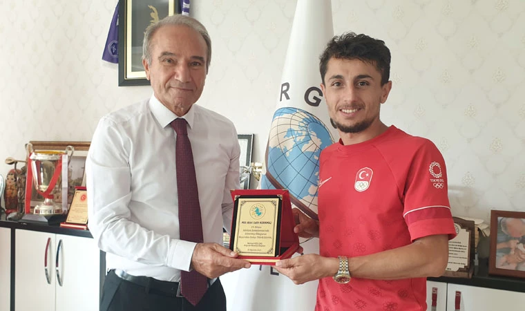 Arguvan'ın Gururu Başkan Kızıldaş'ı Ziyaret Etti!