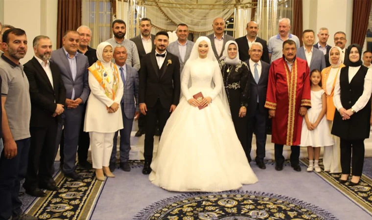 Battalgazi Belediye Başkanı Osman Güder Oğlunu Evlendirdi!