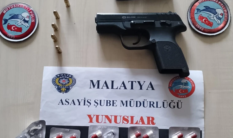 Malatya Emniyet Müdürlüğü Tabanca ve Uyuşturucu Ele Geçirdi