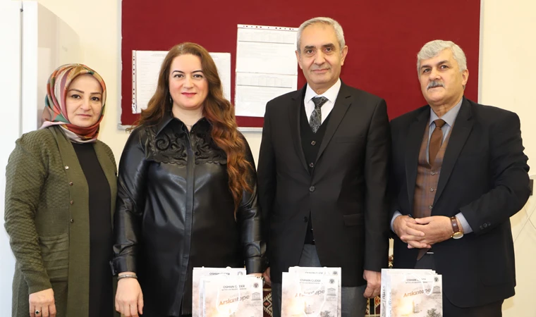 Osman Güder'den Battalgazi'deki 5 Bin Öğretmen'e Hediye!