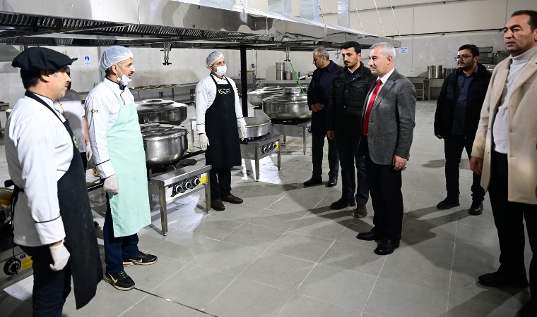 Malatya Yeşilyurt'ta Günlük 50 Bin Yemek Çıkacak