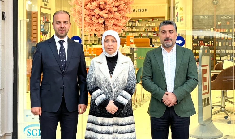 AK Parti Malatya İl Başkanı Ablasını Unutmadı!