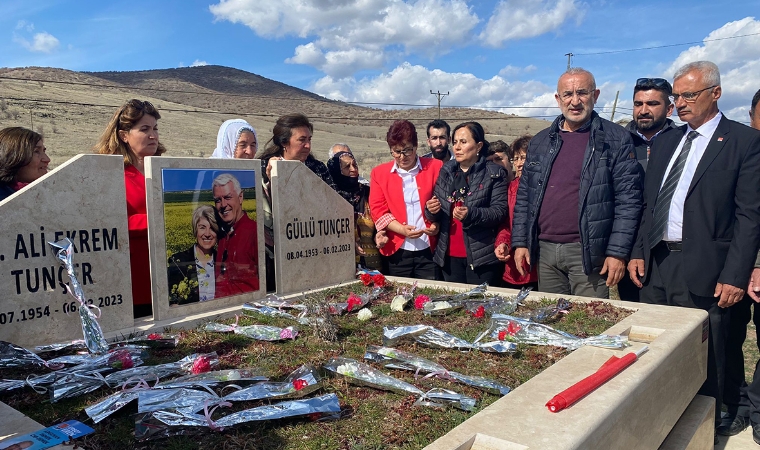 CHP Malatya'da Eski Kadın Kolları Başkanını Unutmadı!