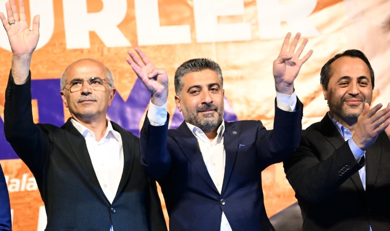 AK Parti Malatya'da 115 Bin Oy ve 2 Belediye'yi Neden Kaybetti?