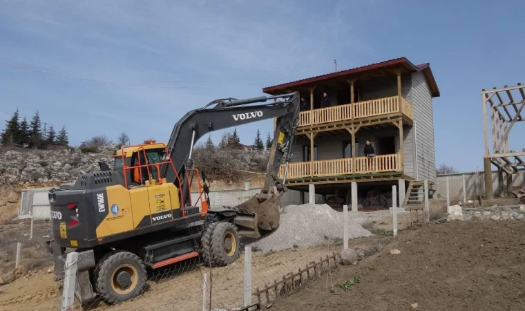 Arapgir Belediyesi Kaçak Yapılaşma İçin Uyarı Yaptı!