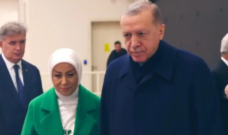 Malatya Öznur Çalık'ı Mumla Arar Oldu!