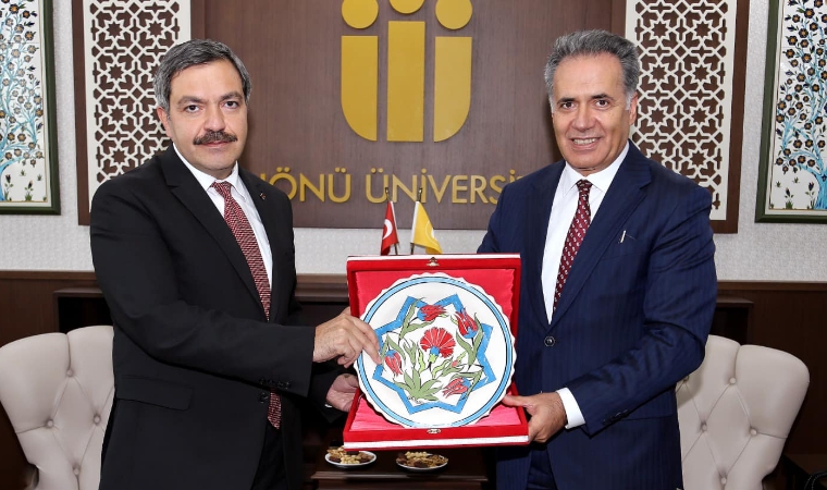 İnönü Üniversitesi'nde Neler Dönmüş Neler?