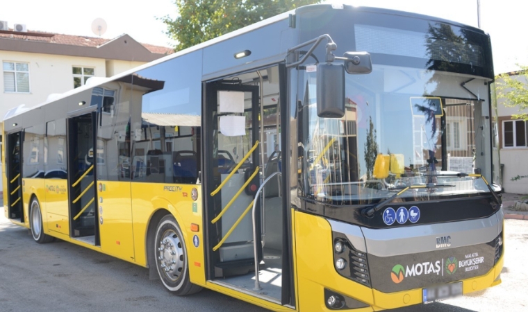Malatya'da BMC Markalı Otobüs Yine Yolda Kaldı!