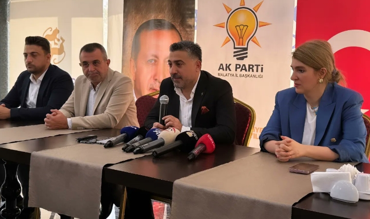 AK Parti Malatya İl Başkanı Namık Gören'den Mavi Boncuk!