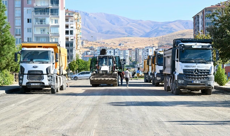 Yeşilyurt Belediyesi O Mahallede Seferberlik İlan Etti!