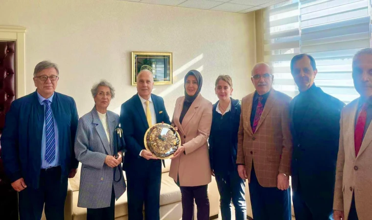 Malatyalılardan Süslü Hatice’ye İnsanlık Dersi!