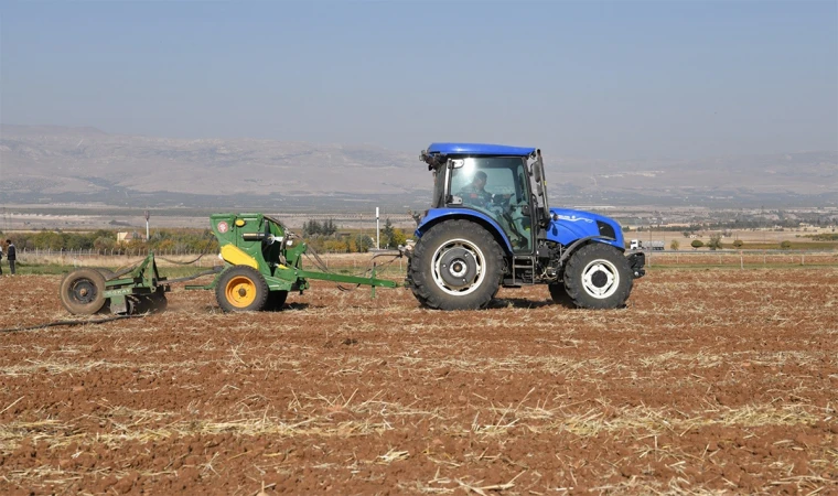 Yeşilyurt Belediyesi İlk Tohumları Toprakla Buluşturdu!