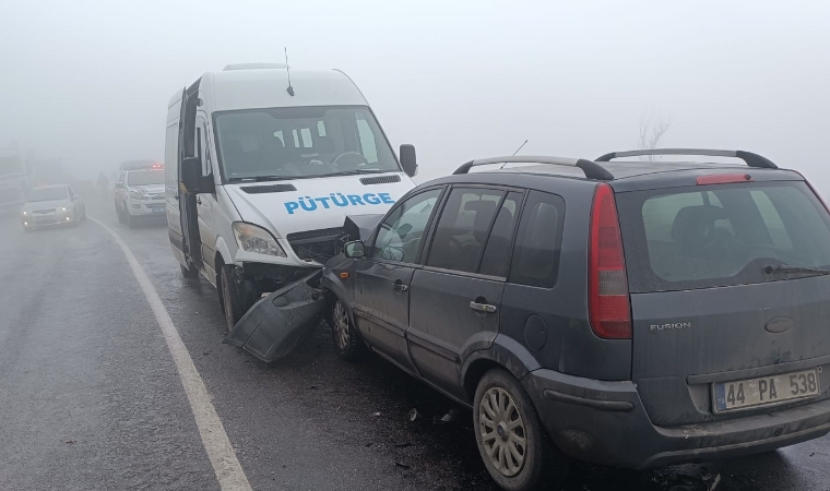 Malatya Pütürge İlçesinde Trafik Kazası!