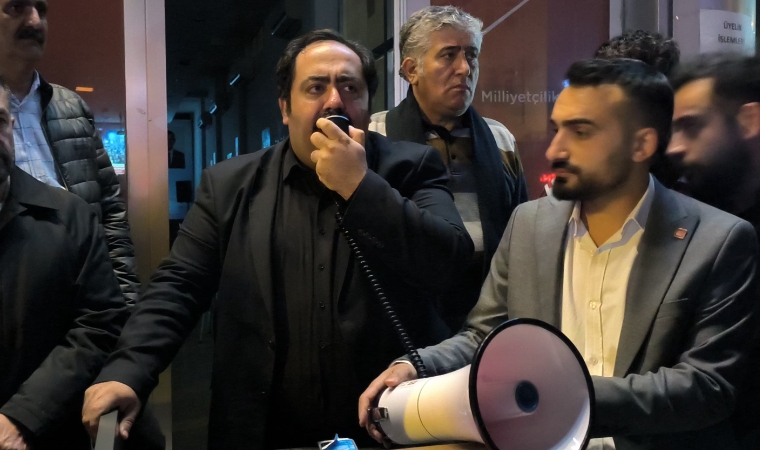 CHP'den Özgürlük ve Erken Seçim İçin İmza Kampanyası!