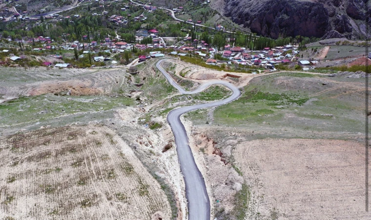Malatya Büyükşehir Belediyesi Darende’de Yol Sorununu Çözdü!