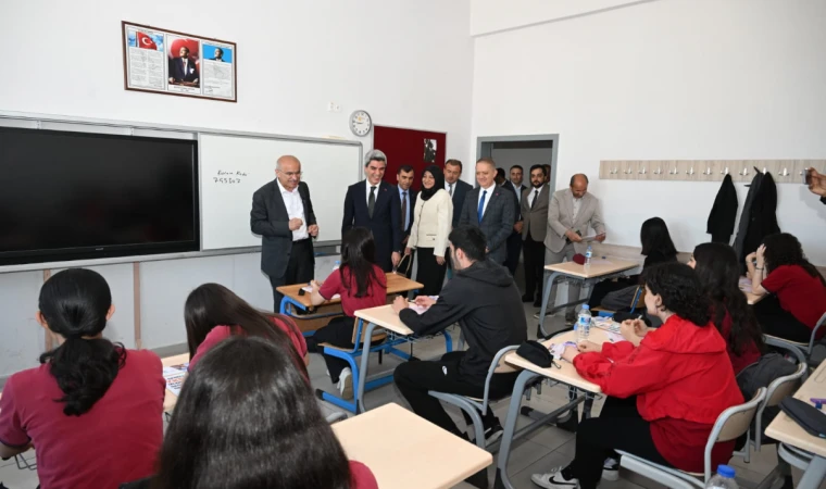 Malatya Büyükşehir Belediyesi’nden YKS Değerlendirme Sınavı