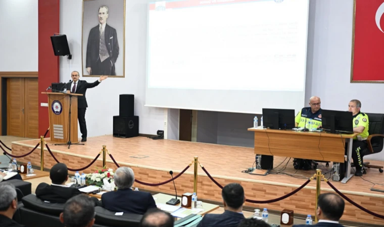 Malatya Valisi Seddar Yavuz Hafriyatçılarla Buluştu!
