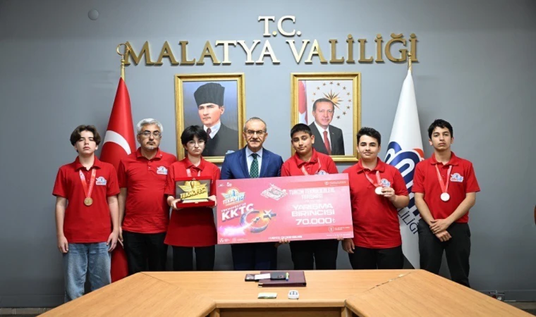 TEKNOFEST 2025 Şampiyonları Vali Yavuz'u Ziyaret Etti!