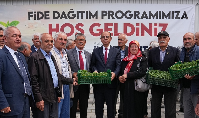 Yeşilyurt Belediyesi 250 Bin Sebze Fidesi Dağıttı!