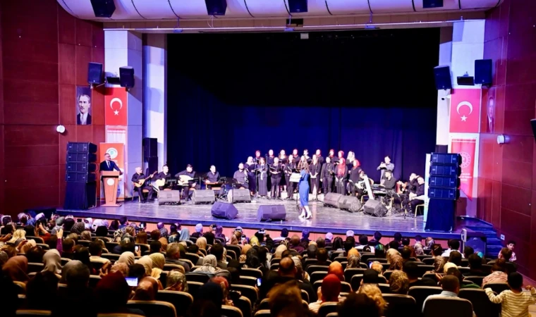Yeşilyurt’ta Anneler Günü Konserine Yoğun İlgi!