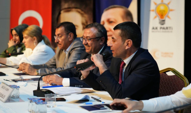 AK Parti Malatya Teşkilatı Toplantı Yaptı