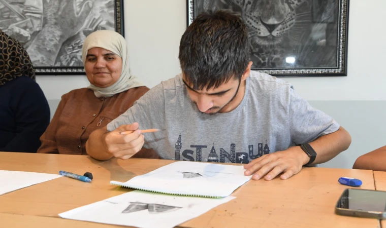 Malatya’da Otizmli Çocuklar Yeteneklerini Sergiliyor