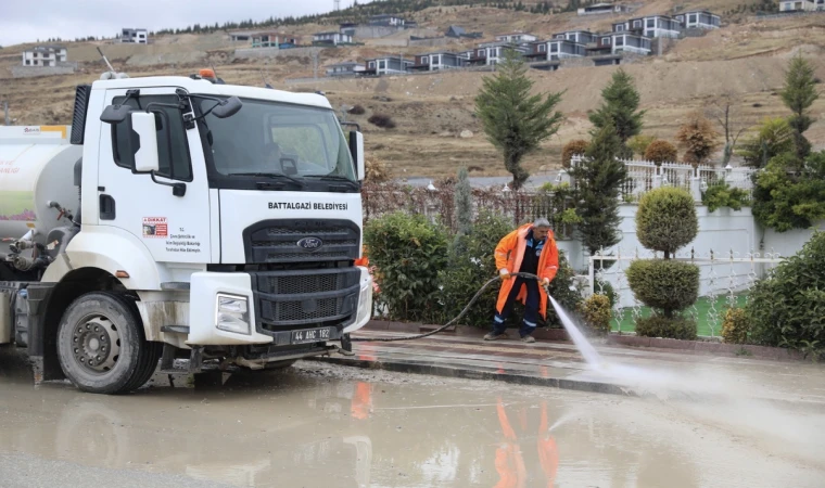 Battalgazi Belediyesi Haftaya Temizlik İle Başladı