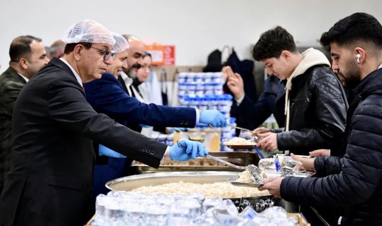 Yeşilyurt Belediyesi İftarlarla Güçlü Köprüler Kuruyor