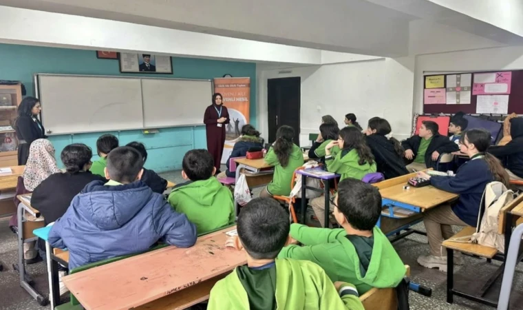 Yeşilyurt’ta Güvenli Aile, Güvenli Nesil Projesi